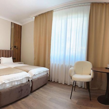 Pensiunea Brici Cluj-Napoca Exterior foto
